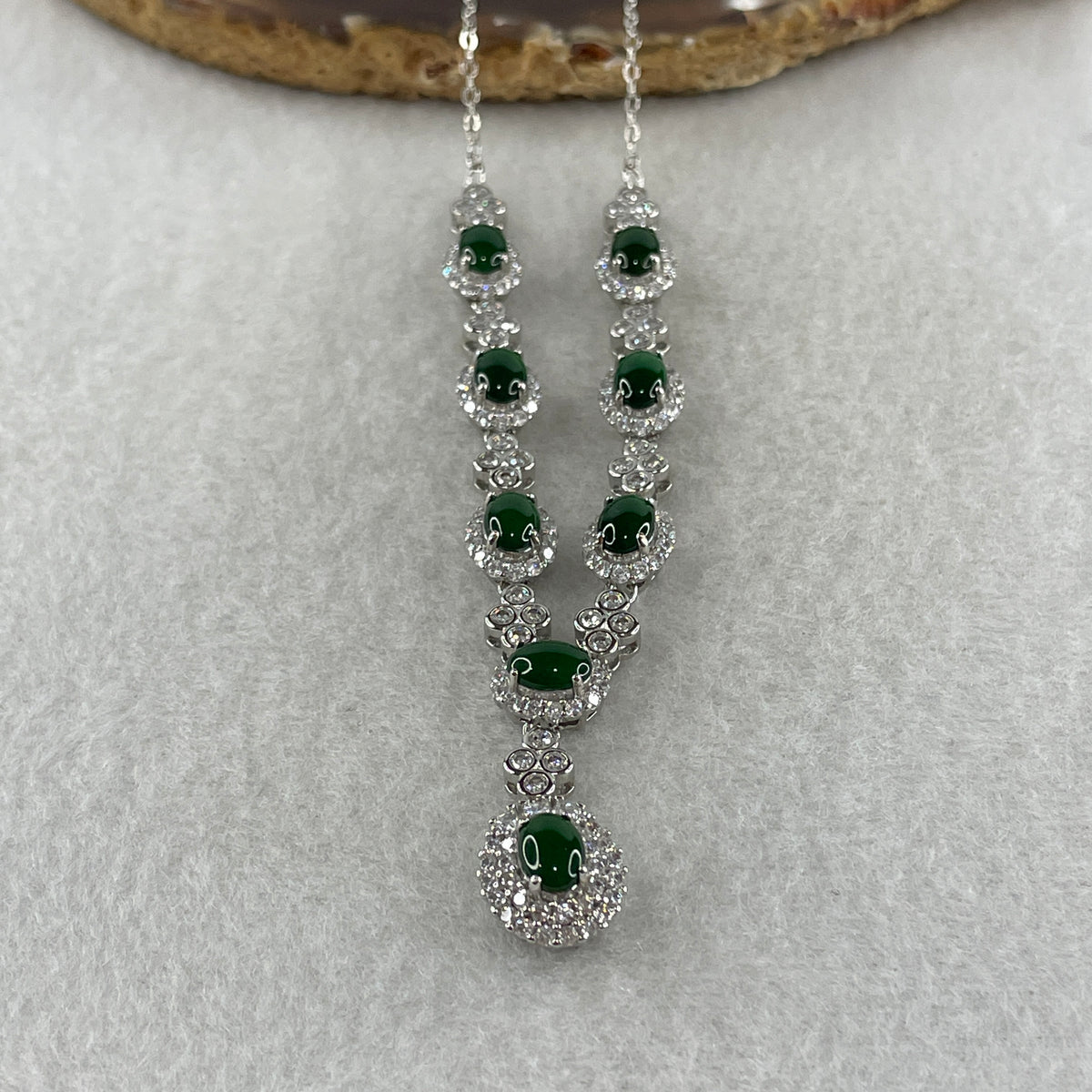 Natural Type A Omphacite Green Jadeite Cabochon Necklace in S925 Silver | (12.71g | 48–52cm | 7.0 x 5.0 x 2.5mm x 8 Pcs | Infinite Prosperity Anchor, Feng Shui Abundance & Executive Charm Necklace) - Huangs Jadeite and Jewelry Pte Ltd
