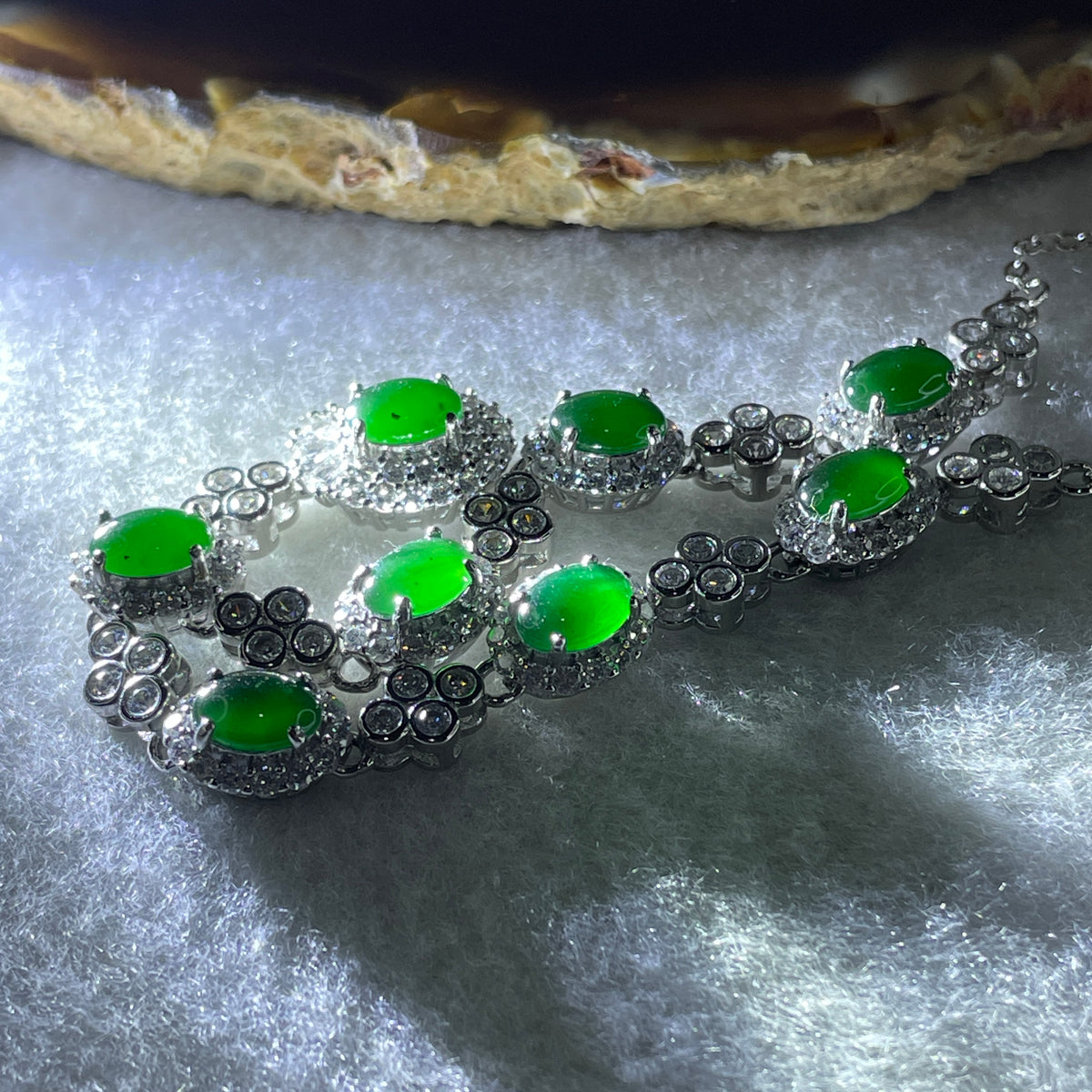 Natural Type A Omphacite Green Jadeite Cabochon Necklace in S925 Silver | (12.71g | 48–52cm | 7.0 x 5.0 x 2.5mm x 8 Pcs | Infinite Prosperity Anchor, Feng Shui Abundance & Executive Charm Necklace) - Huangs Jadeite and Jewelry Pte Ltd