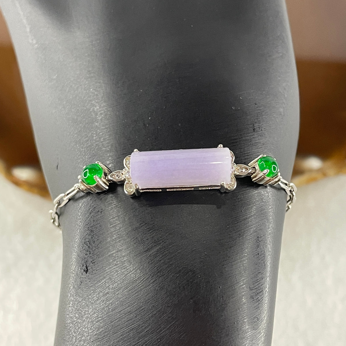 Natural Type A Lavender Jadeite Lulutong with Green Glass Accent in S925 Silver Bracelet | (4.93g | 13–17cm | 18.0 x 7.0 x 4.0mm | "Lù Lù Tōng" Smooth Fortune Anchor, Feng Shui Abundance Strand) - Huangs Jadeite and Jewelry Pte Ltd