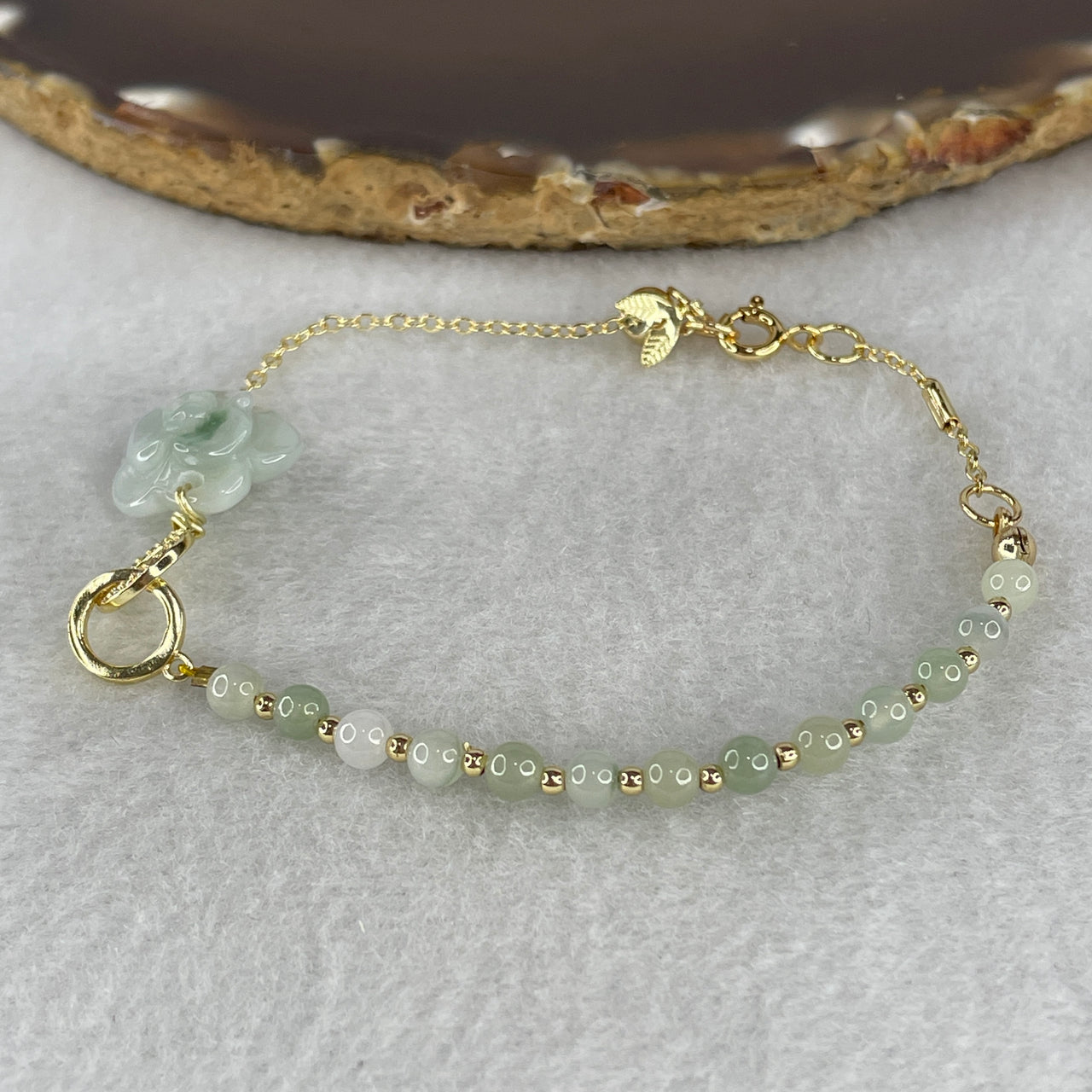 Natural Type A Green Jadeite Peony Flower 15.5x7.1mm Amulet Bracelet | Adjustable 14-18cm Gold-Toned Elegant Layering Chain Luxury Charm (5.54g)