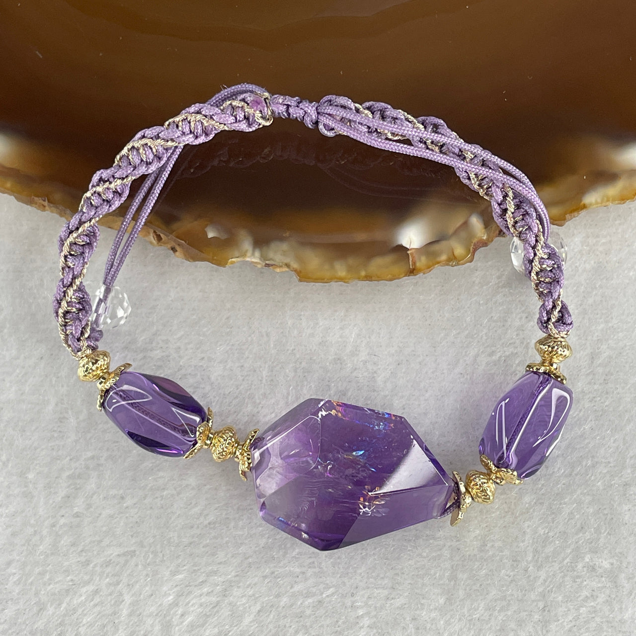 Good Grade Natural Rainbow Amethyst Odd Shape with Barrel Beads String Bracelet 15.79g 15-18cm 26.2 by 19.3 by 12.7mm 1 Bead - 8.7mm 2 Beads