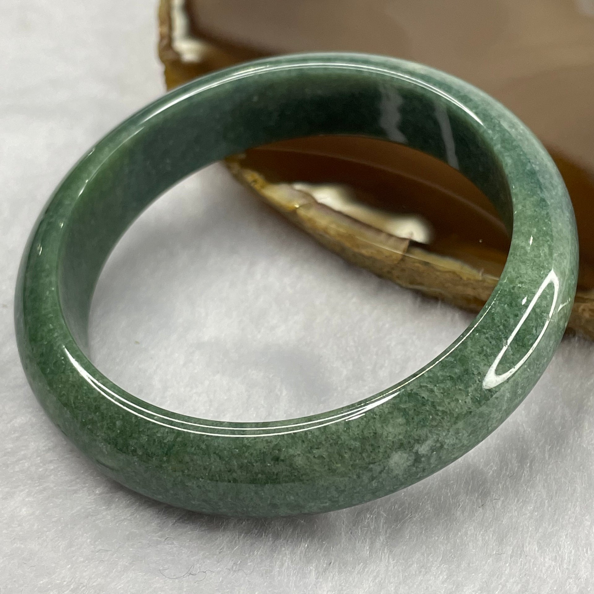 Type A Full Intense Green Jade Jadeite Bangle 54.24g inner Dia 56.8mm 13.7 by 7.8mm (Slight Internal Line) - Huangs Jadeite and Jewelry Pte Ltd