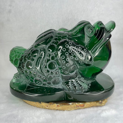 Green Liuli Crystal 3 Legged Toad 2,693.3G 172.0 by 111.8 by 111.7mm - Huangs Jadeite and Jewelry Pte Ltd