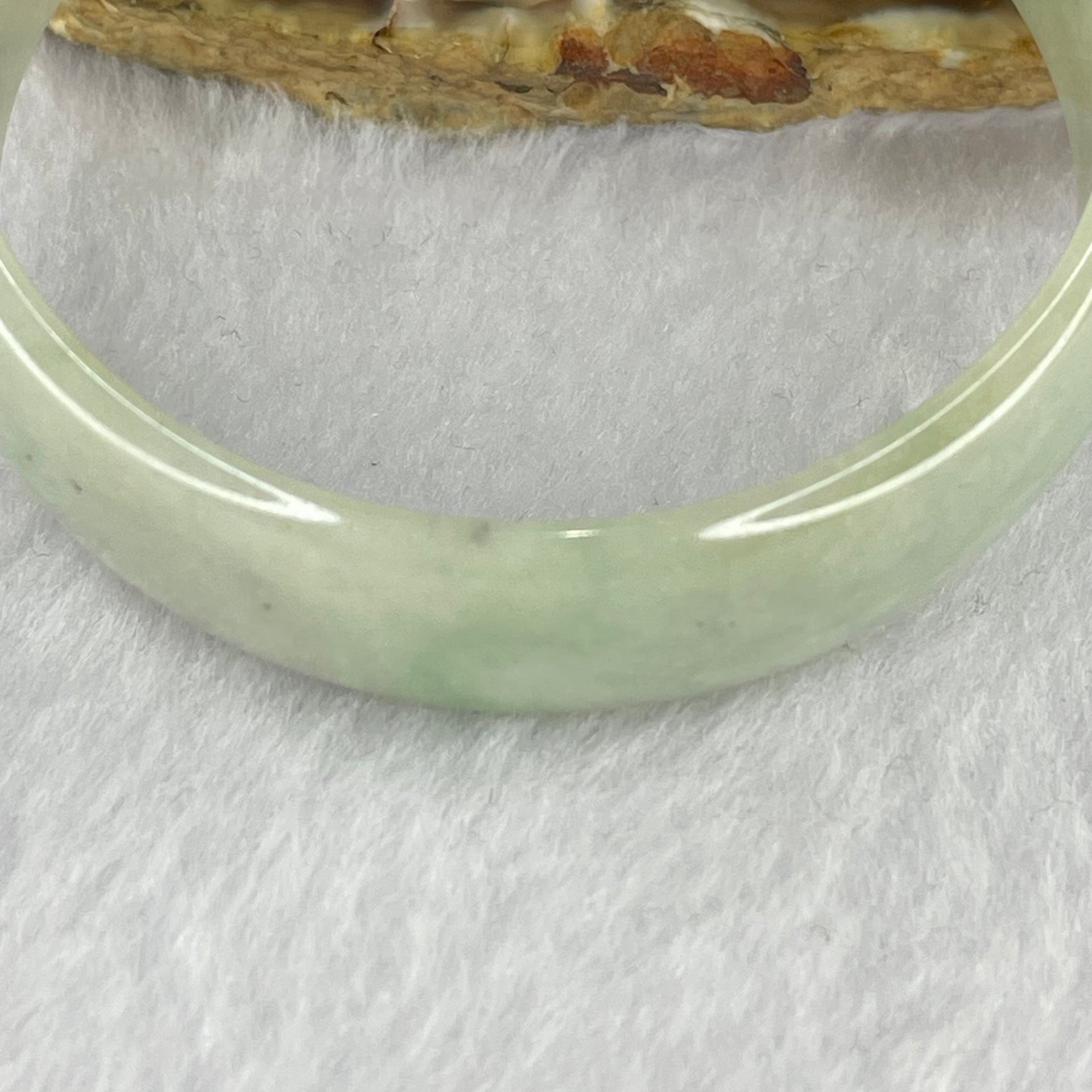 Type A Green Lavender Jadeite Bangle 28.40g inner diameter 52.4mm 14.3 by 4.0mm (slight external line) - Huangs Jadeite and Jewelry Pte Ltd