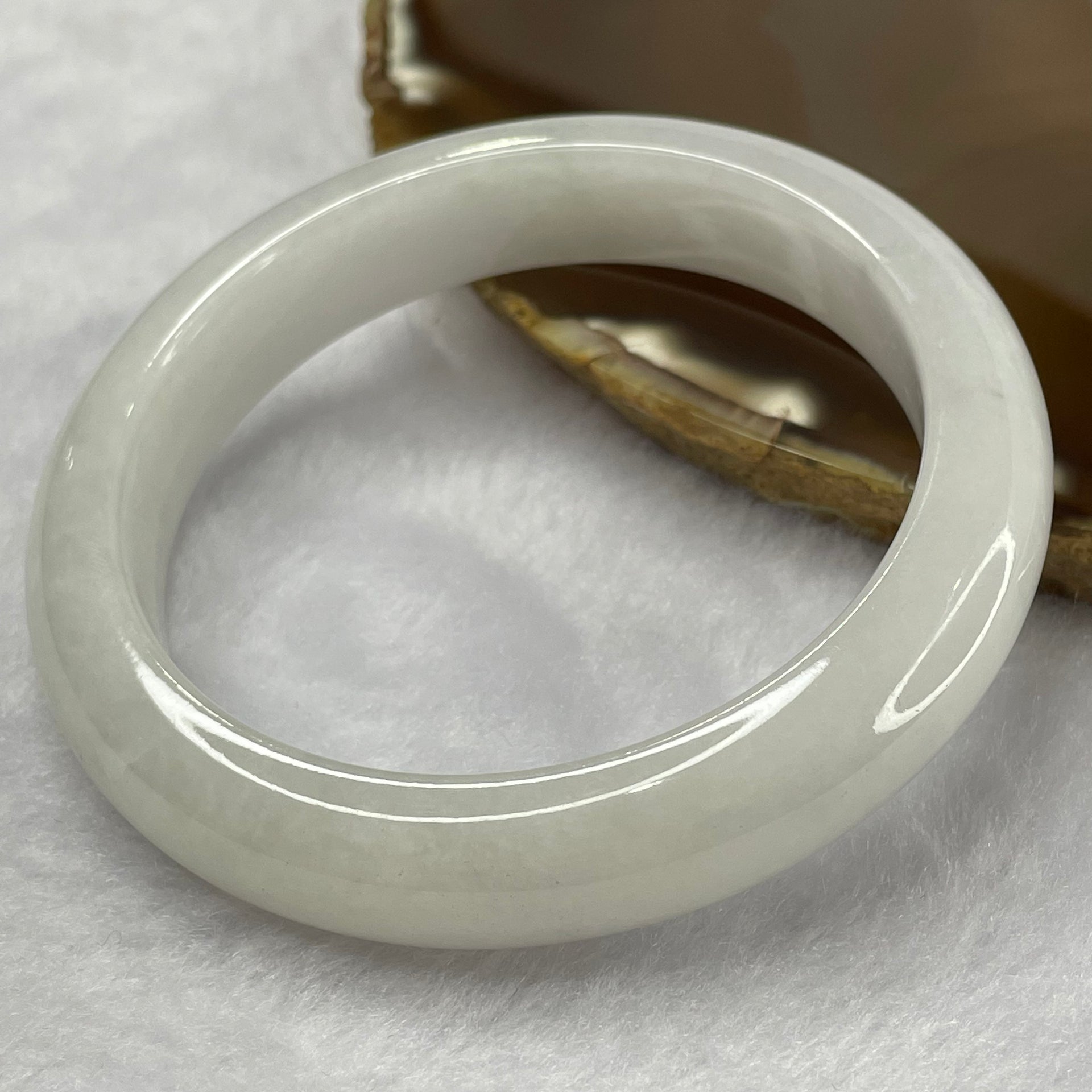 Type A Light Green and Lavender Jade Jadeite Bangle 62.74g inner Dia 57.9mm 12.7 by 8.7mm (Internal Lines) - Huangs Jadeite and Jewelry Pte Ltd