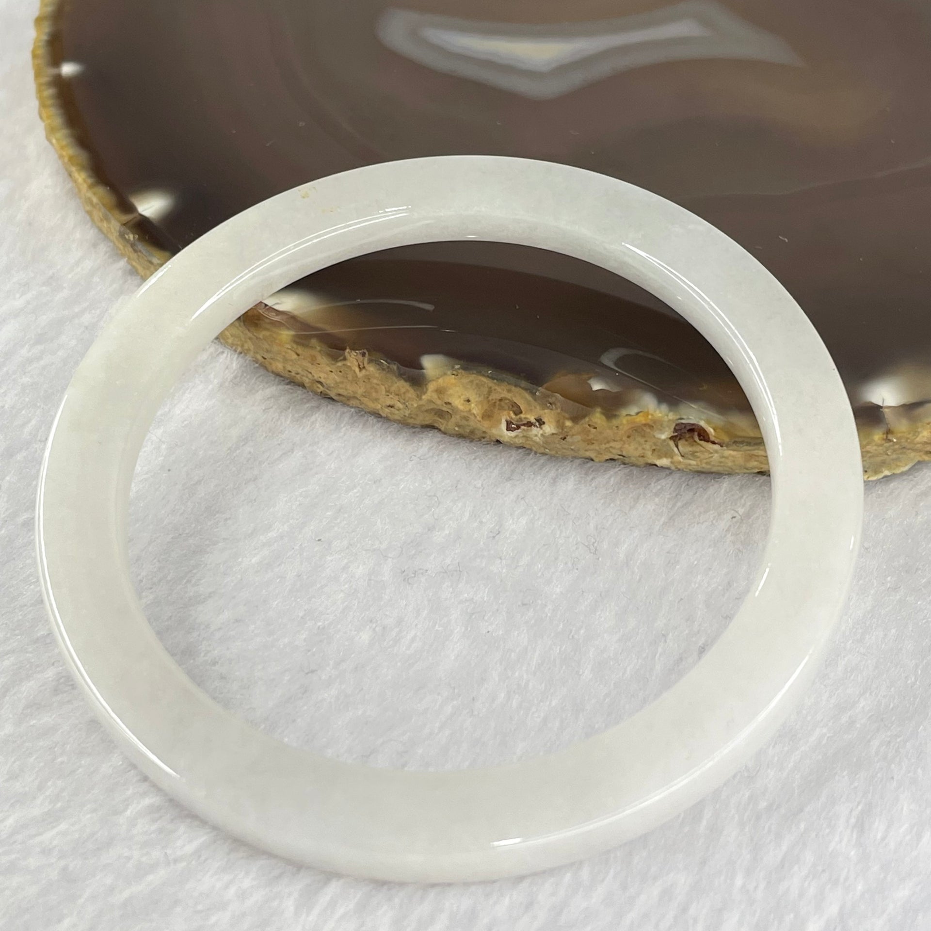 Type A Faint Lavender Jadeite Bangle (Close to Perfect) 29.81g Inner Dia 57.7mm 6.0 by 7.7mm - Huangs Jadeite and Jewelry Pte Ltd