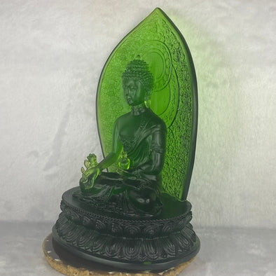 Liuli Crystal Buddha Display 2,990.8g 165.0 by 128.0 by 220.5mm - Huangs Jadeite and Jewelry Pte Ltd