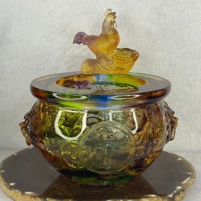 Liuli Crystal Wealth Pot with Rooster on Ruyi 980.4g 122.9 by 105.7 by 125.0mm - Huangs Jadeite and Jewelry Pte Ltd