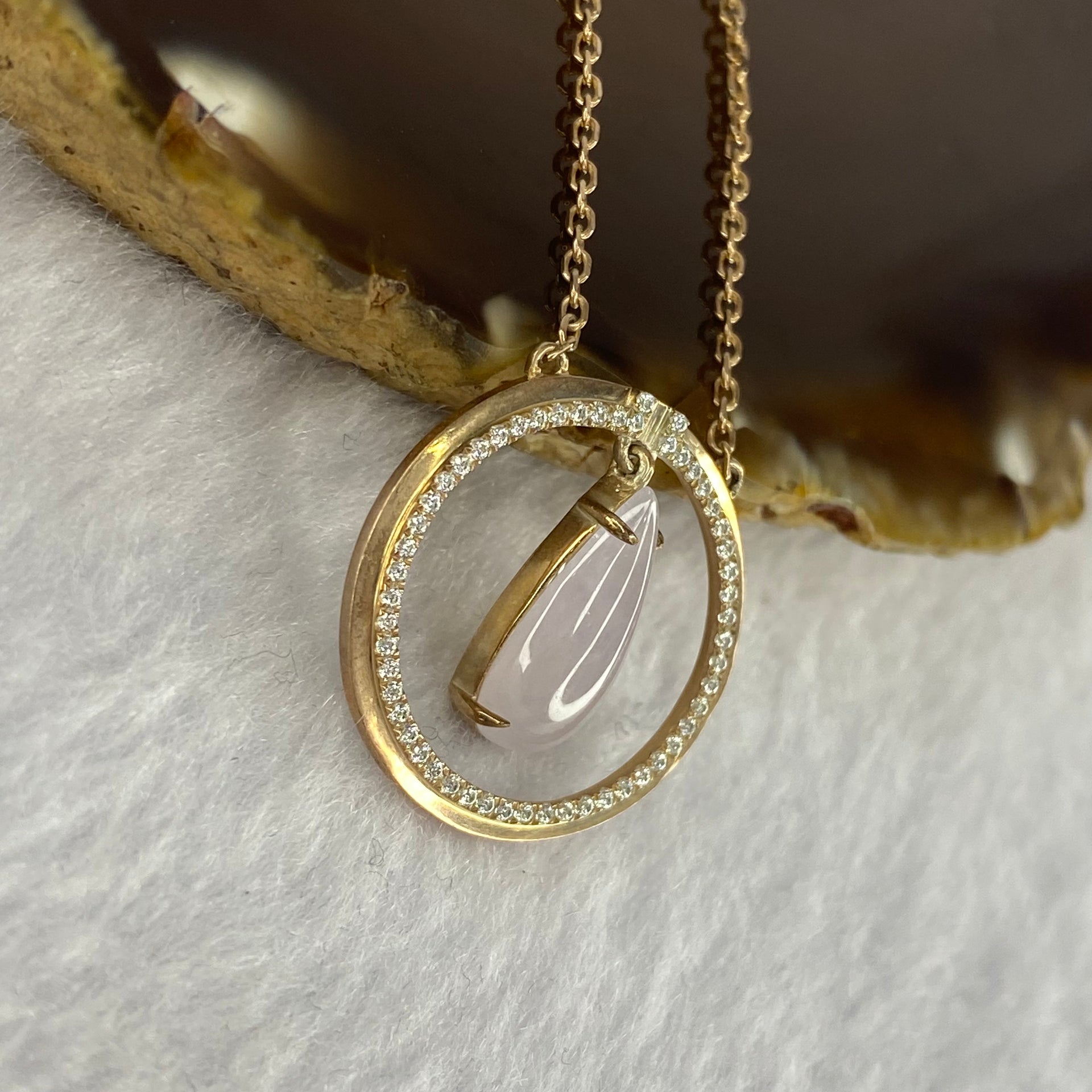 Type A Whitish Lavender Jadeite in 925 silver necklace 5.30g 15.0 by 6.7 by 4.0mm - Huangs Jadeite and Jewelry Pte Ltd