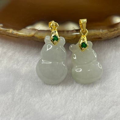 Type A Light Green Jade Jadeite Pair of Hulu Pendant - 5.66g 1: 19.5 by 12.9 by 6.0mm 2: 17.4 by 12.5 by 6.3mm - Huangs Jadeite and Jewelry Pte Ltd