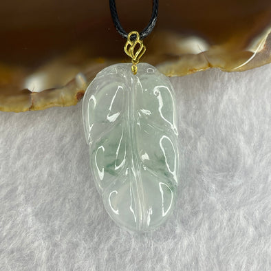 18K Semi Icy Type A Piao Hua Jadeite Leaf 34.2 by 19.1 by 3.2mm with necklace 4.69g - Huangs Jadeite and Jewelry Pte Ltd