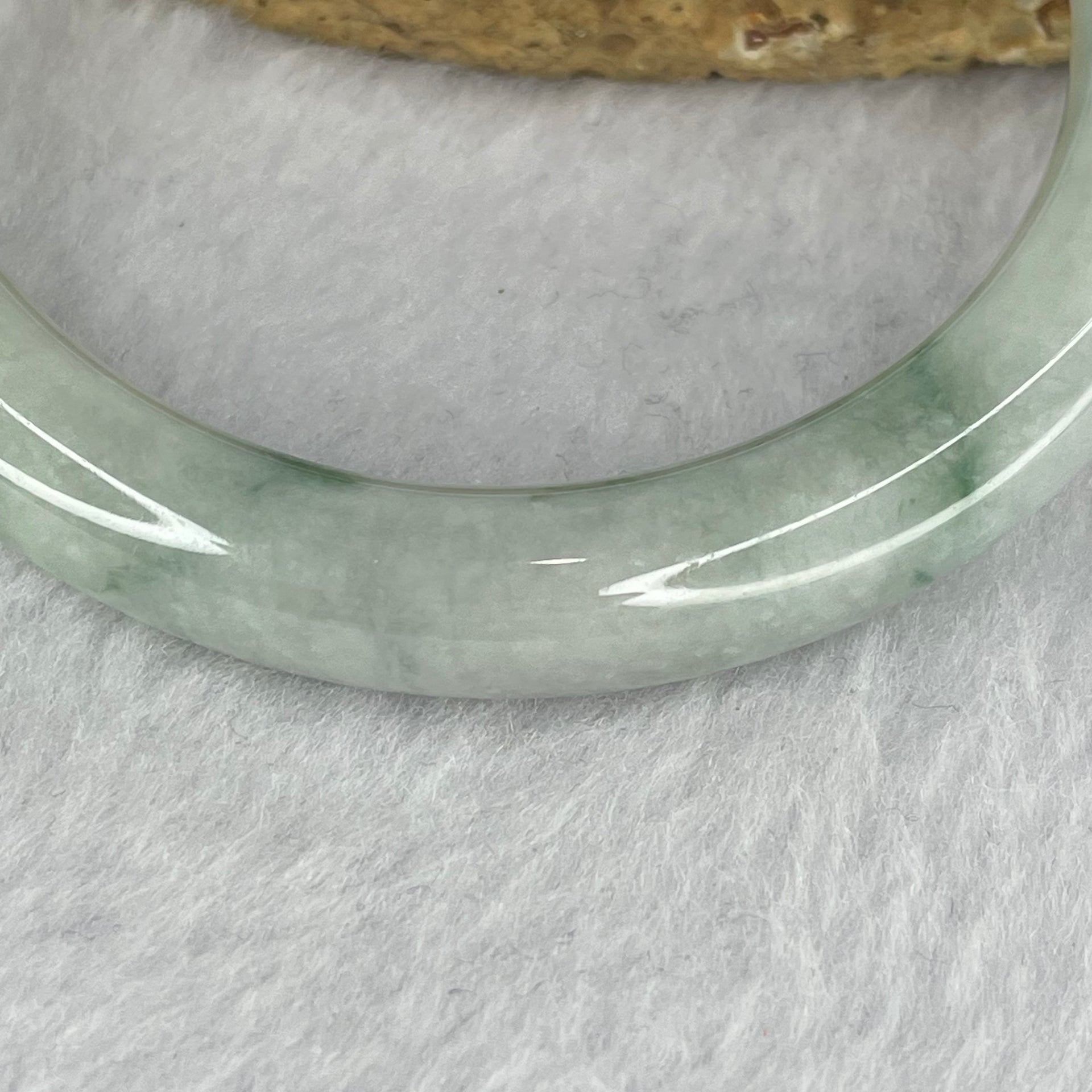 Type A Piao Hua Jadeite 55.07g Inner Dia 59.2mm 9.8 by 9.5mm - Huangs Jadeite and Jewelry Pte Ltd