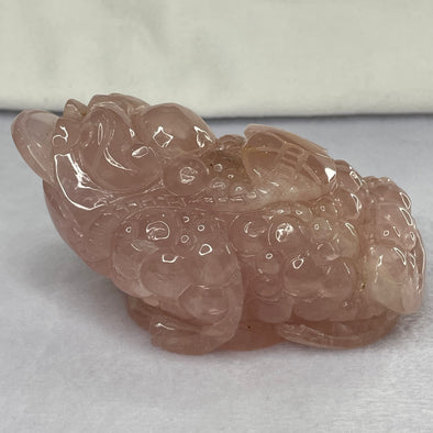 Natural Rose Quartz 3 Legged Toad for Wealth 573.2g 114.5 by 72.5 by 59.4mm - Huangs Jadeite and Jewelry Pte Ltd