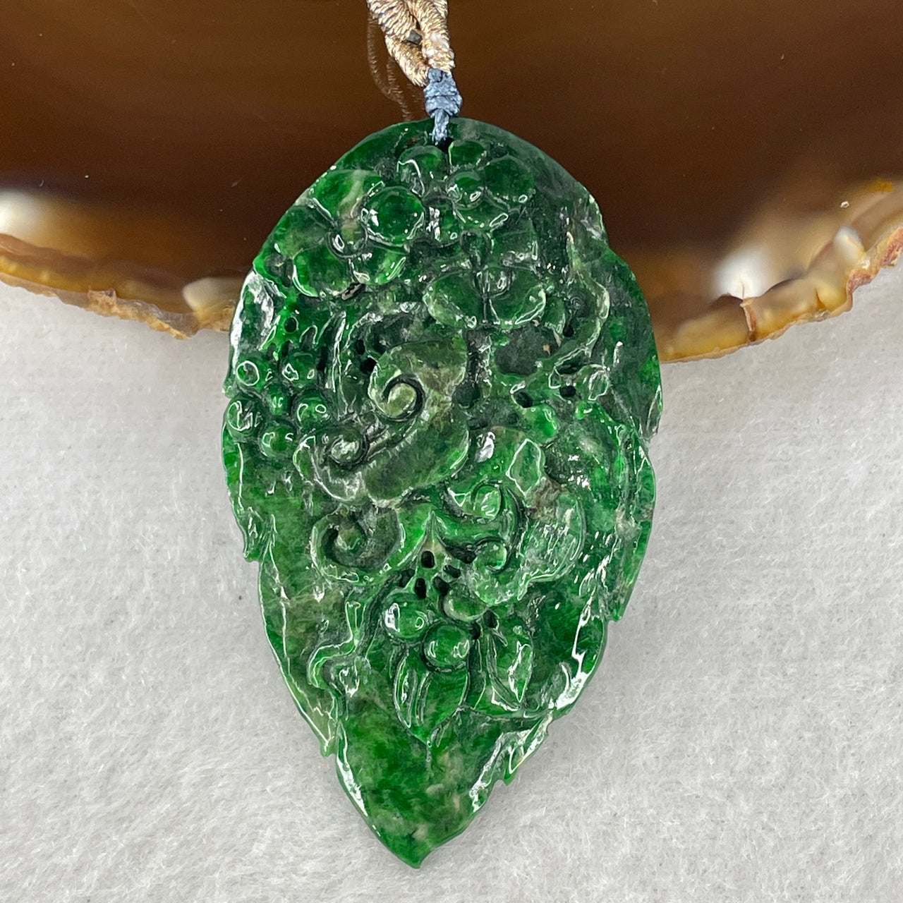 Certified Type A Natural Jadeite 15.37g - 57.2x33.7x5.6mm - Spicy Green Old Mine Leaf with Ruyi & Flowers - Grade A Untreated Scenic Jade