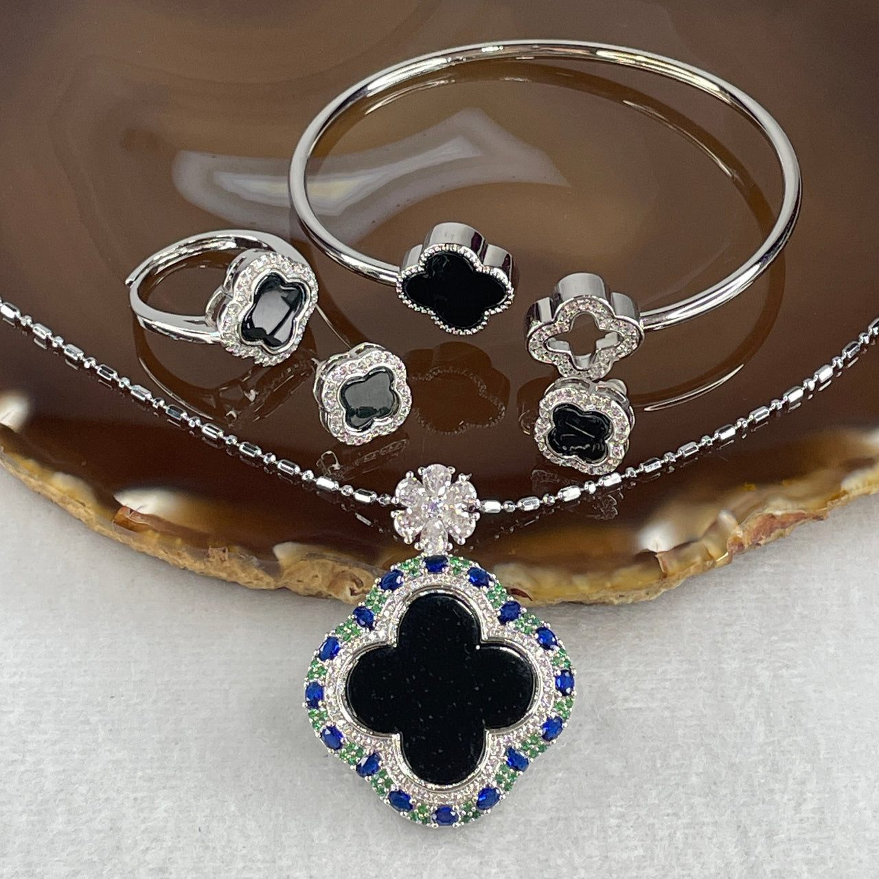 Certified-Natural-Type-A-Black-Omphacite-Jadeite-4-Leafs-Clover-in-S925-Sliver-Set-of-Earrings-6.6-by-6.4mm-Ring-and-Bracelet-9.9-by-8.9mm-Pendant-17.0-by-14.0mm-Total-21.55g