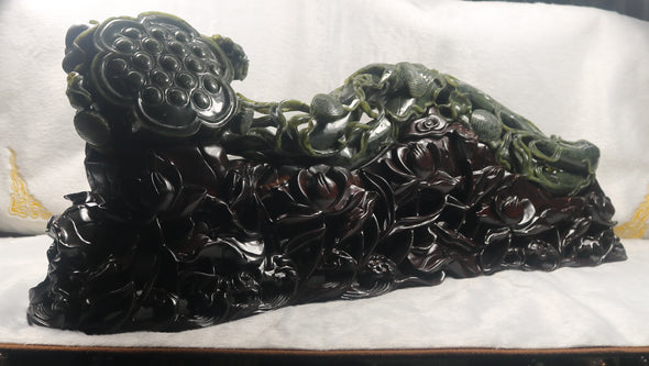 Extremely Rare Huge Antique Vintage Collectible Natural Nephrite Feng Shui Ruyi Display piece - Huangs Jadeite and Jewelry Pte Ltd