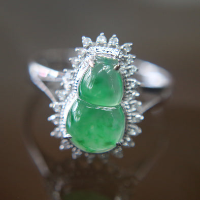 Type A Green Burmese jadeite Hulu ring in 18k white gold & natural diamonds 2.09g Ring Size: US 7 - Huangs Jadeite and Jewelry Pte Ltd