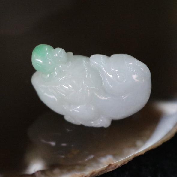 Type A Burmese Jade Jadeite Rooster with Spider - 5.97g L11.5 W23.5 D14.3mm - Huangs Jadeite and Jewelry Pte Ltd