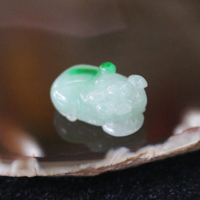 Type A Burmese Jade Jadeite Pig - 4.50g L11.5 W20.0 D10.6 mm - Huangs Jadeite and Jewelry Pte Ltd
