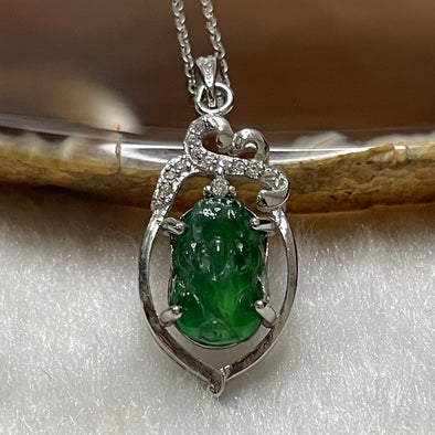 Type A Green Omphacite Jade Jadeite Pixiu - 2.38g 30.6 by 12.2 by 5.2mm - Huangs Jadeite and Jewelry Pte Ltd