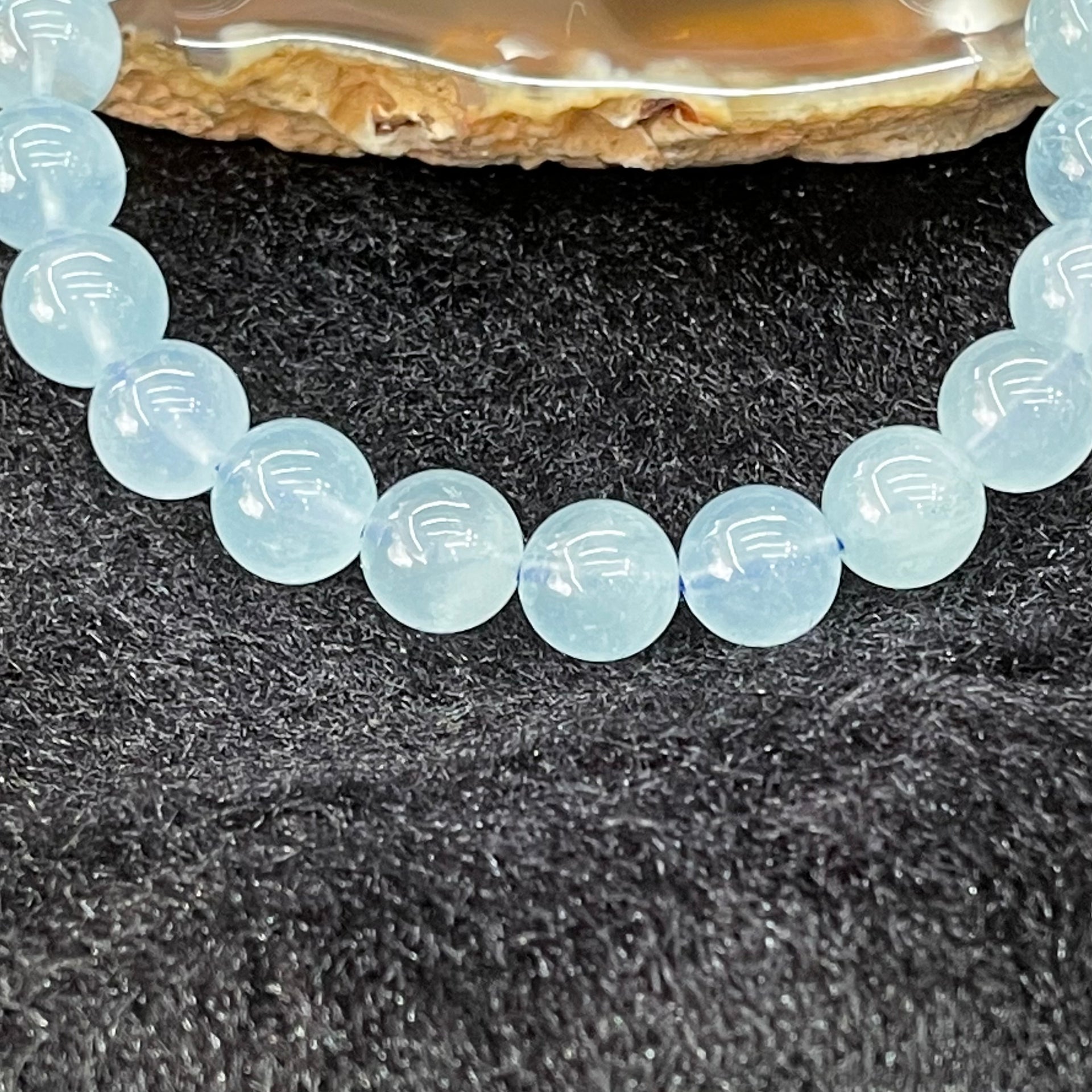 Natural Aquamarine 海蓝宝 Bracelet - 19.70g 8.6mm/bead 22 beads - Huangs Jadeite and Jewelry Pte Ltd