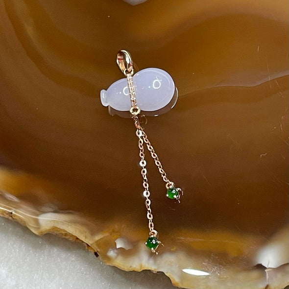 Type A Lavender Jade Jadeite Hulu 18k rose gold 1.29g 40.6 by 13.9 by 4.5mm - Huangs Jadeite and Jewelry Pte Ltd