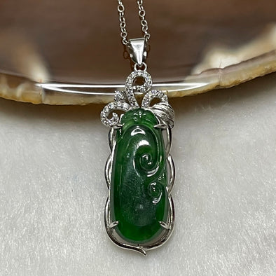 Type A Green Omphacite Jade Jadeite Ruyi - 3.65g 38.9 by 12.6 by 5.4mm - Huangs Jadeite and Jewelry Pte Ltd