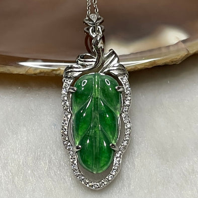 Type A Green Omphacite Jade Jadeite Leaf - 3.36g 40.1 by 15.0 by 4.8mm - Huangs Jadeite and Jewelry Pte Ltd