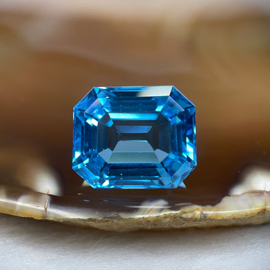 Natural Swiss Blue Topaz 35.75 carats 18.6 by 15.4 by 12.4mm - Huangs Jadeite and Jewelry Pte Ltd