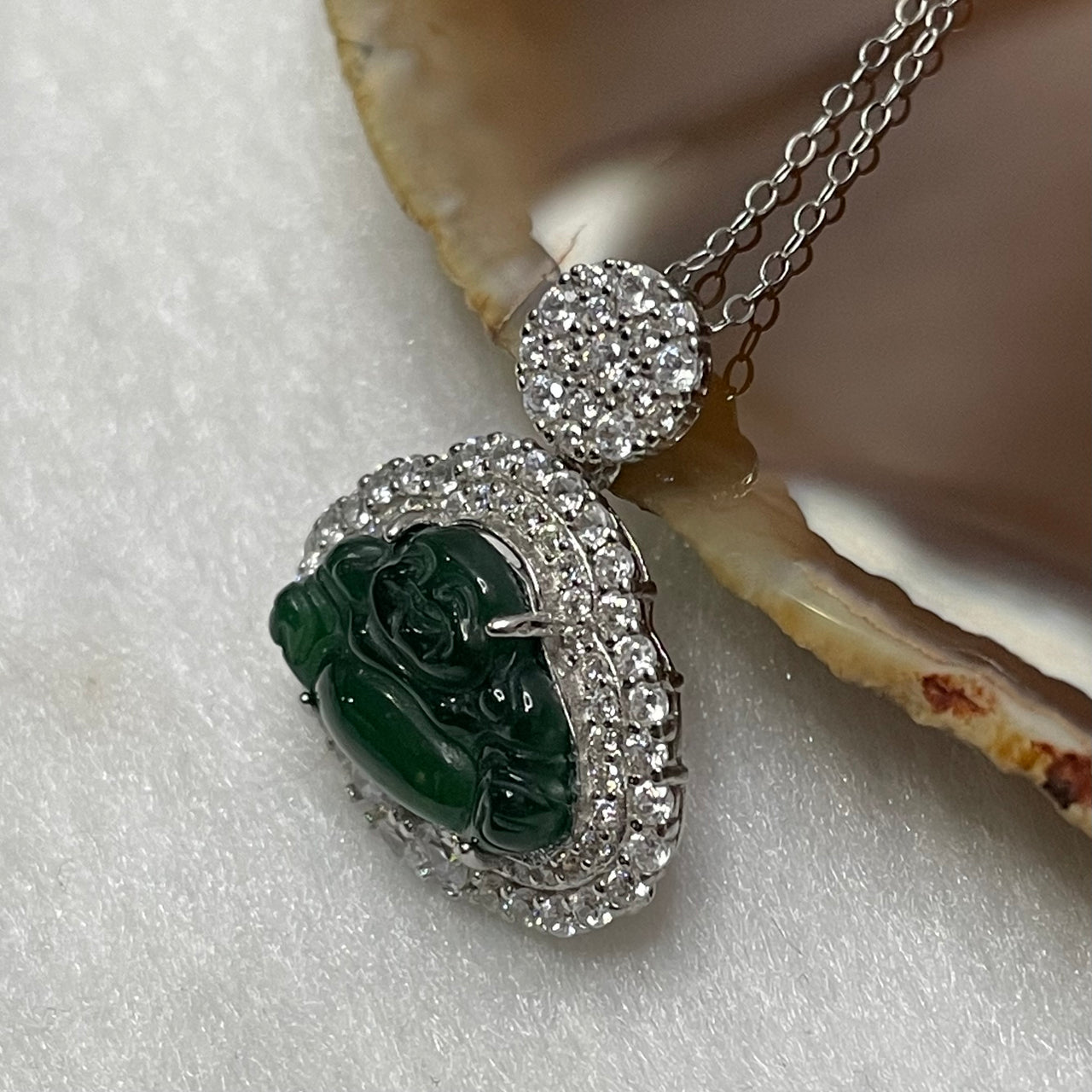 Type A Green Omphacite Jade Jadeite Milo Buddha - 3.09g 23.8 by 21.3 by 6.3mm - Huangs Jadeite and Jewelry Pte Ltd