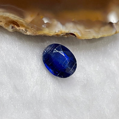 Natural Blue Sapphire 5.45 carats 11.6 by 9.0 by 5.4mm - Huangs Jadeite and Jewelry Pte Ltd