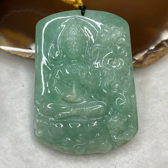 Type A Green Jadeite Guan Yin 70.64g 59.4 by 43.1 by 12.0mm - Huangs Jadeite and Jewelry Pte Ltd