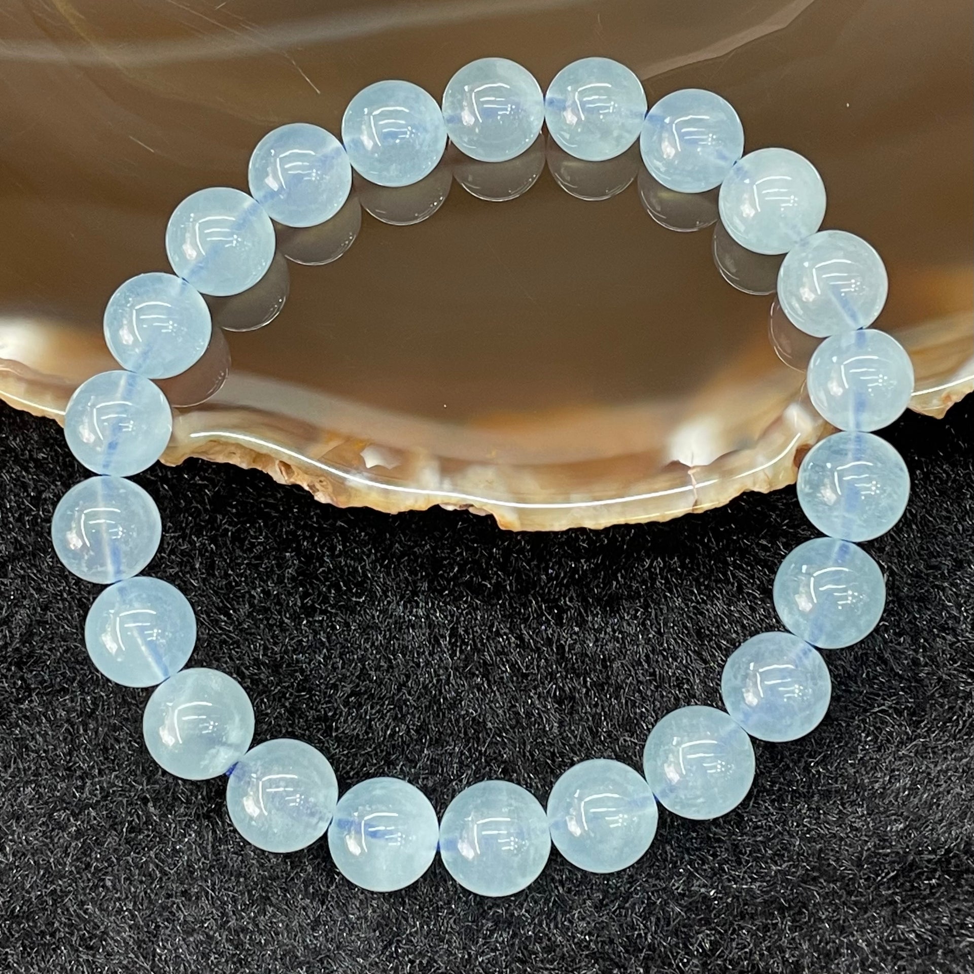 Natural Aquamarine 海蓝宝 Bracelet - 19.70g 8.6mm/bead 22 beads - Huangs Jadeite and Jewelry Pte Ltd