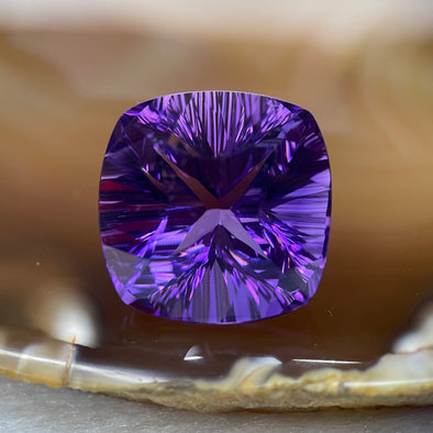 Natural Amethyst 38.40 carats 20.7 by 20.7 by 16.2mm - Huangs Jadeite and Jewelry Pte Ltd