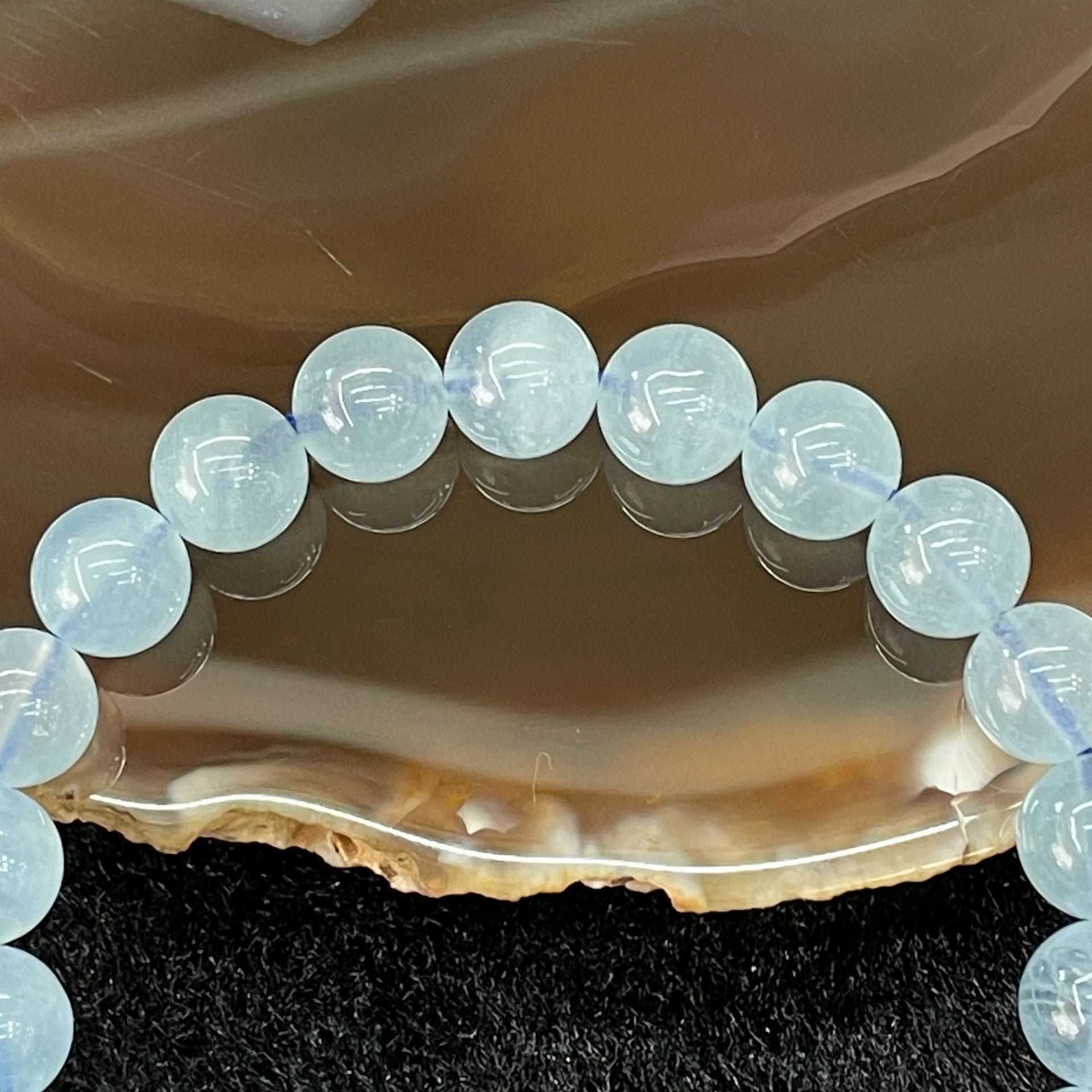 Natural Aquamarine 海蓝宝 Bracelet - 19.70g 8.6mm/bead 22 beads - Huangs Jadeite and Jewelry Pte Ltd