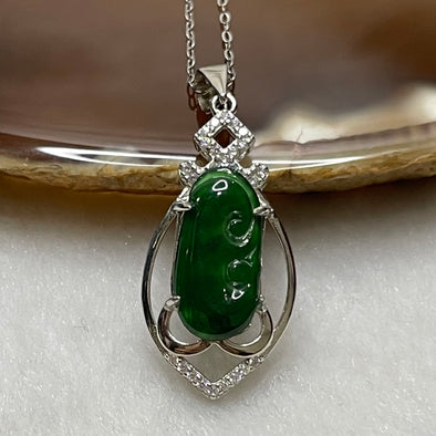 Type A Green Omphacite Jade Jadeite Ruyi -  2.13g 33.8 by 14.2 by 5.4mm - Huangs Jadeite and Jewelry Pte Ltd