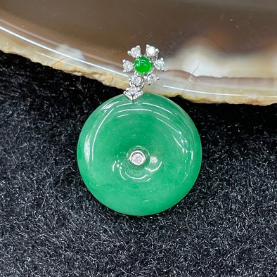 Type A Burmese Jade Jadeite Ping An kou donut 18k gold & diamonds - 3.73g 16.6 by 16.6 by 5.7mm - Huangs Jadeite and Jewelry Pte Ltd