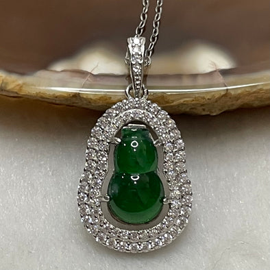 Type A Green Omphacite Jade Jadeite Hulu - 2.32g 26.0 by 13.6 by 5.7mm - Huangs Jadeite and Jewelry Pte Ltd