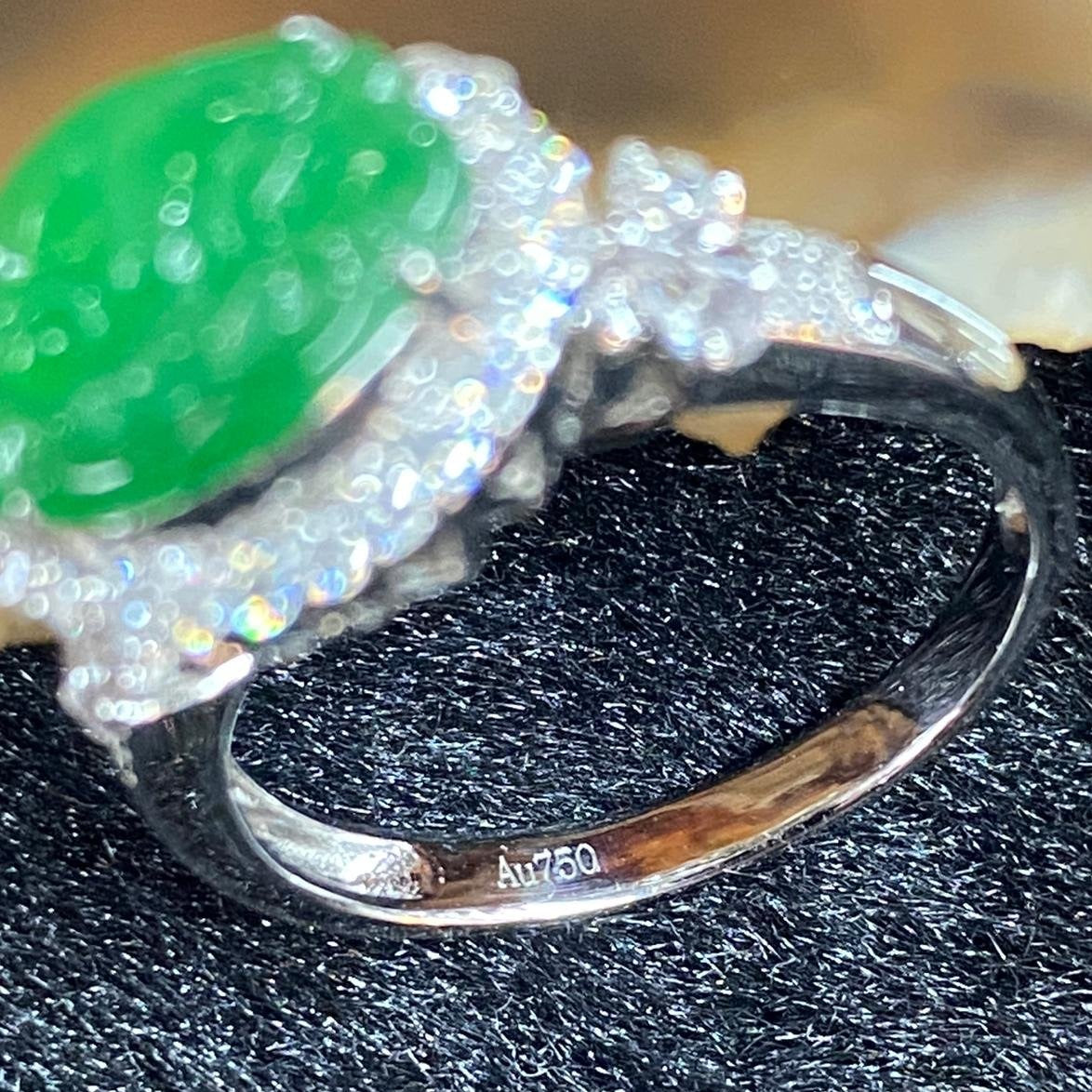 Type A Burmese Jade Jadeite Pixiu Head 18k white gold & diamonds - 4.17g pixiu head 9.0 by 11.0 by 2.0mm inner diameter 17.4mm US7 HK15 - Huangs Jadeite and Jewelry Pte Ltd