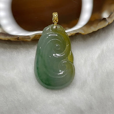 Type A Green & Yellow Jade Jadeite Ruyi 18k Yellow Gold 7.49g 40.2 by 21.4 by 4.8mm - Huangs Jadeite and Jewelry Pte Ltd