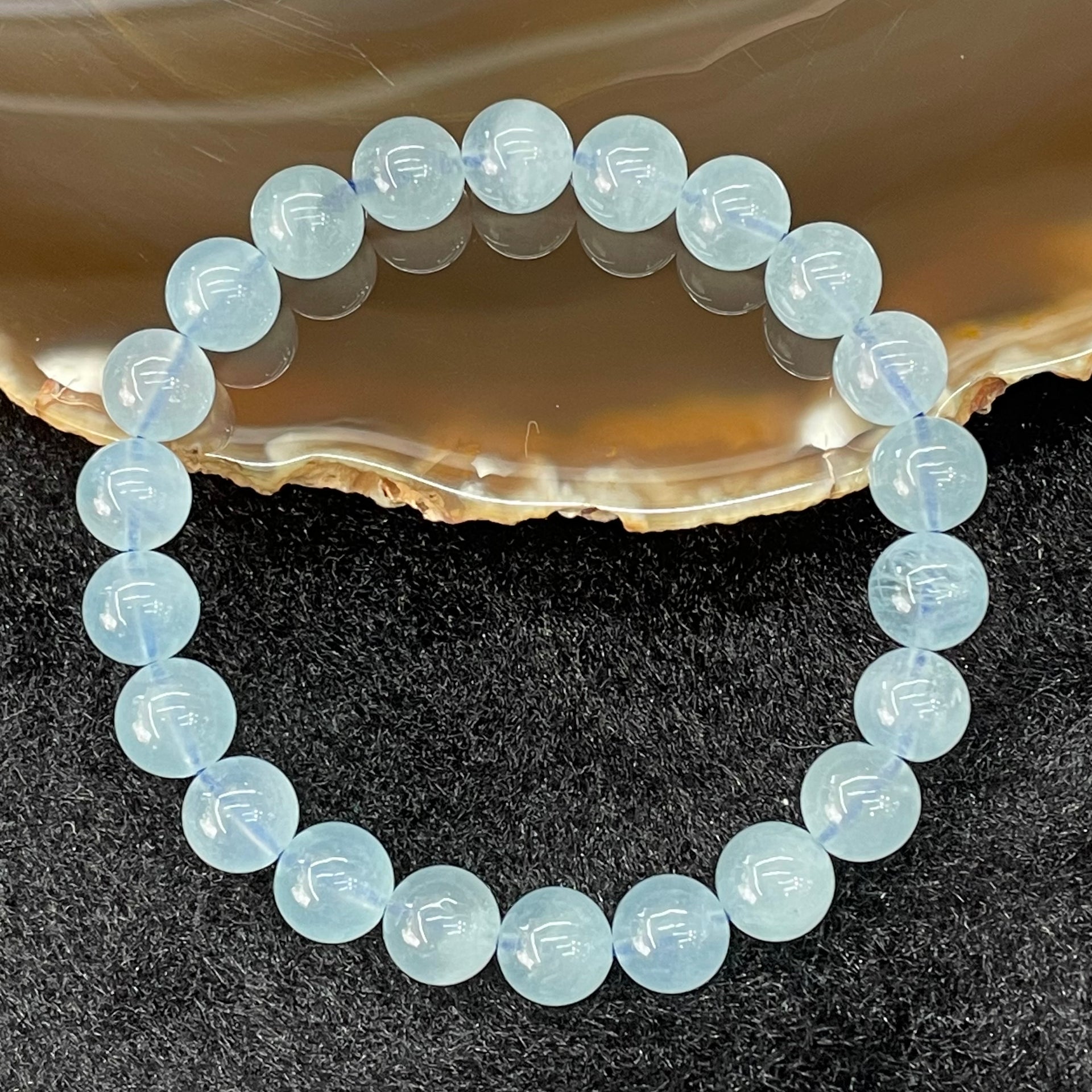 Natural Aquamarine 海蓝宝 Bracelet - 19.70g 8.6mm/bead 22 beads - Huangs Jadeite and Jewelry Pte Ltd