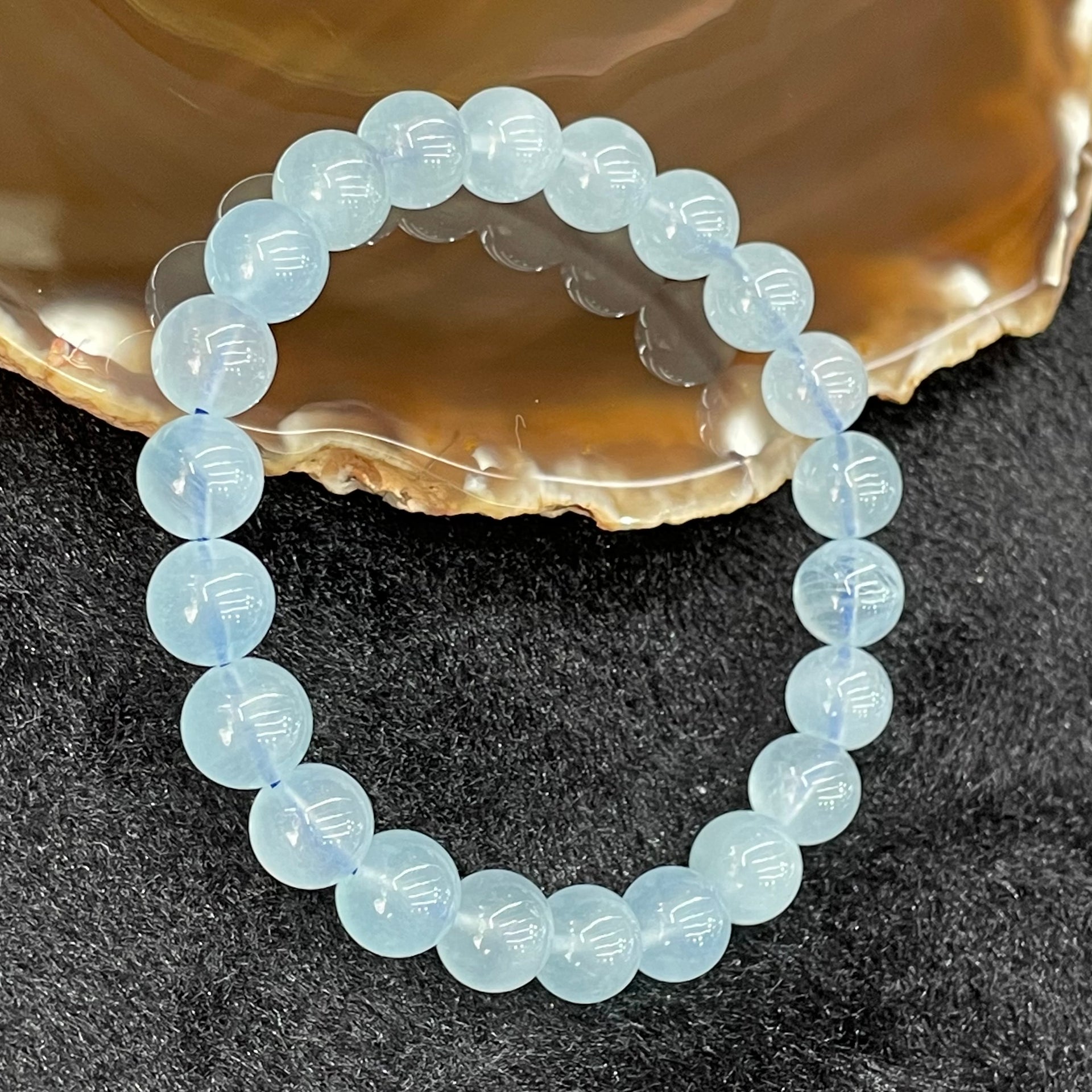 Natural Aquamarine 海蓝宝 Bracelet - 19.70g 8.6mm/bead 22 beads - Huangs Jadeite and Jewelry Pte Ltd