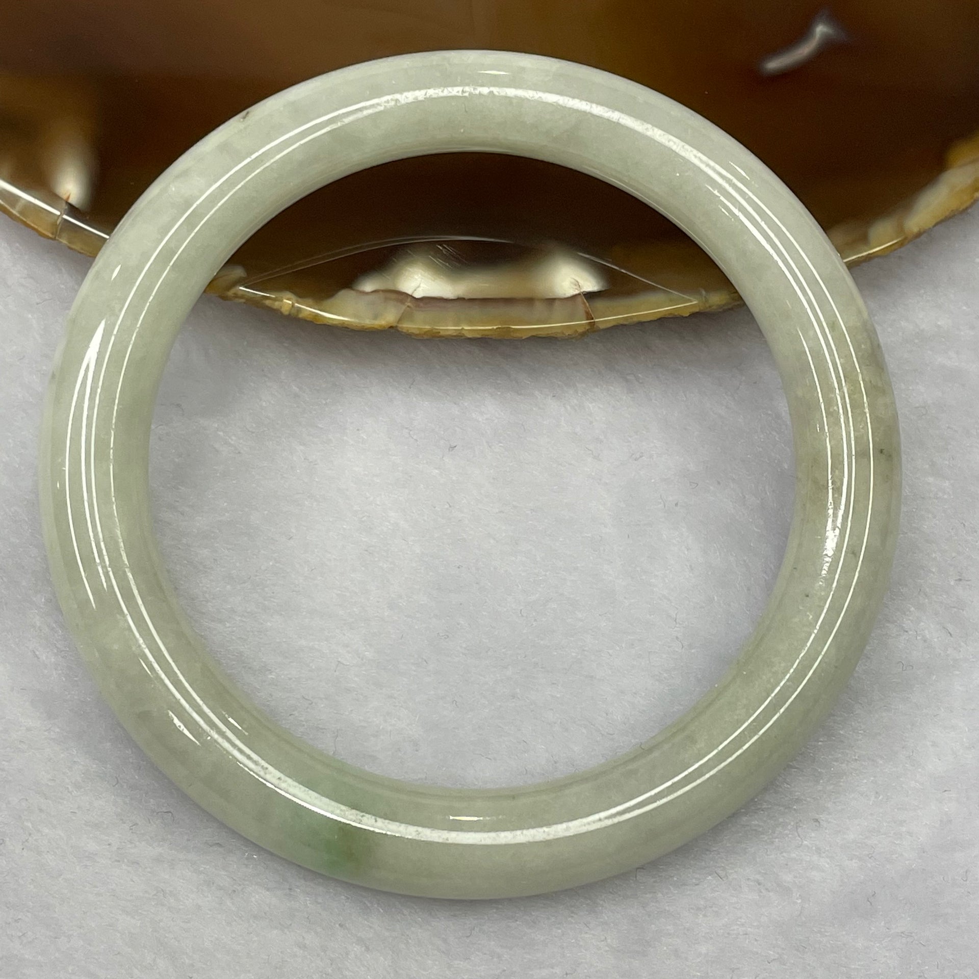 Type A Green Piao Hua Jadeite Bangle 44.70g inner diameter 57.1mm 9.1 by 9.1mm - Huangs Jadeite and Jewelry Pte Ltd
