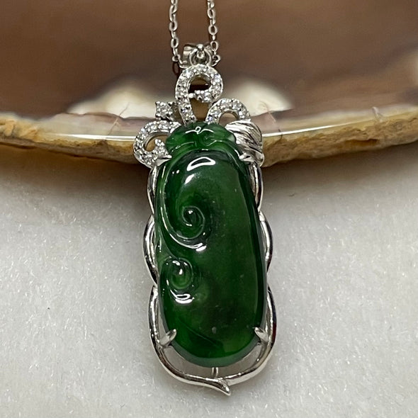 Type A Green Omphacite Jade Jadeite Ruyi - 3.28g 40.2 by 12.8 by 5.6mm - Huangs Jadeite and Jewelry Pte Ltd